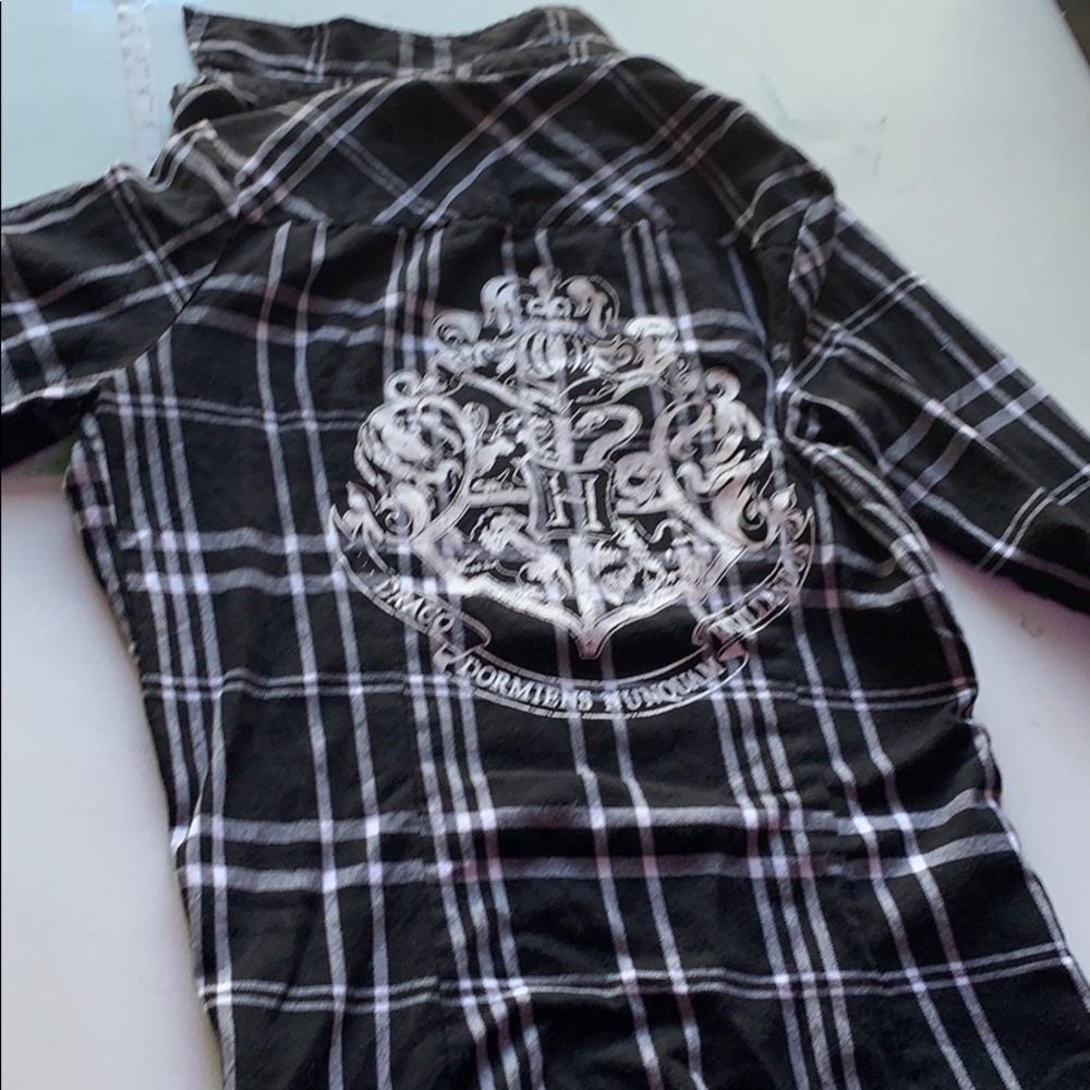 Shirt - Picture 5 of 7